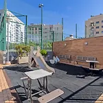 아파트 Guestready - Modern Flat With Terrace In *
