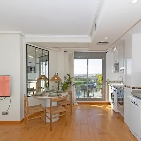 Апартаменты Guestready - Modern Flat With Terrace In Валенсия