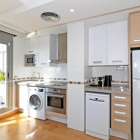 Апартаменты Guestready - Modern Flat With Terrace In *