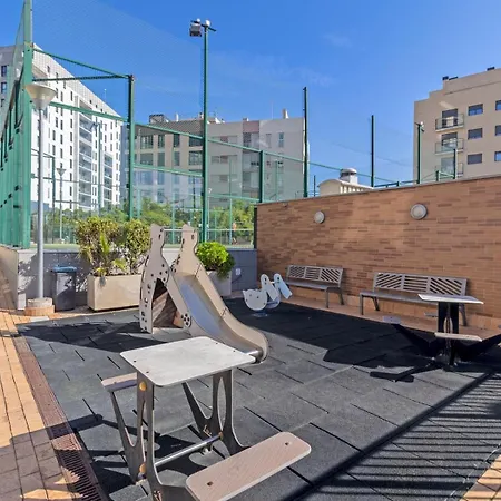 Апартаменты Guestready - Modern Flat With Terrace In *