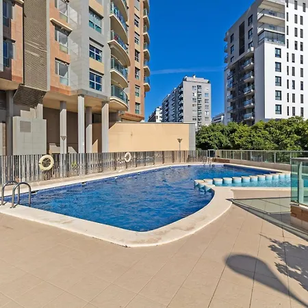 Guestready - Modern Flat With Terrace In Apartamento